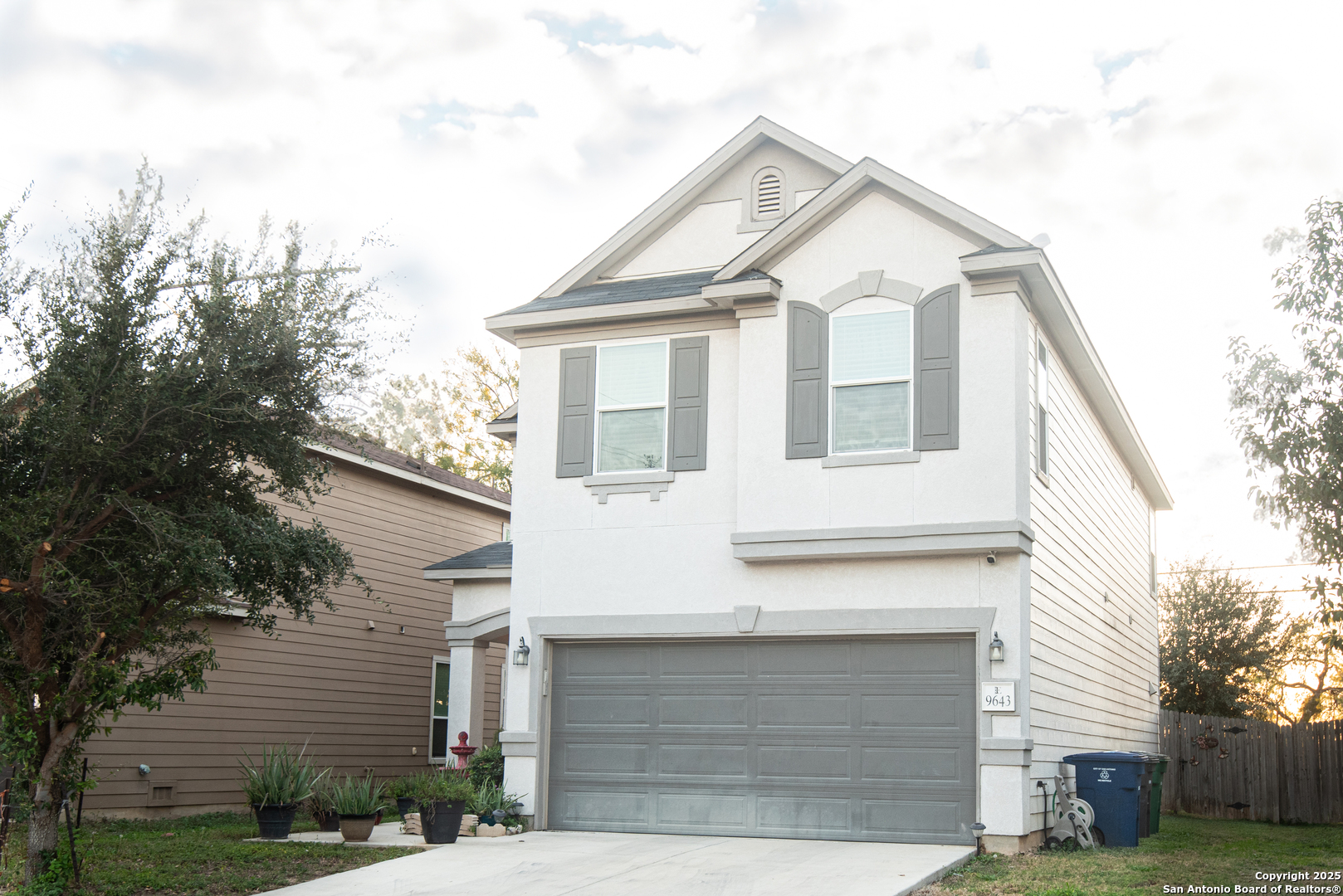 9643 Pleasanton Bluff San Antonio TX 78221