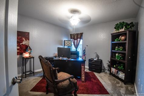 9643 Pleasanton Bluff San Antonio TX 78221