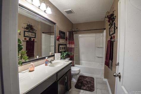 9643 Pleasanton Bluff San Antonio TX 78221
