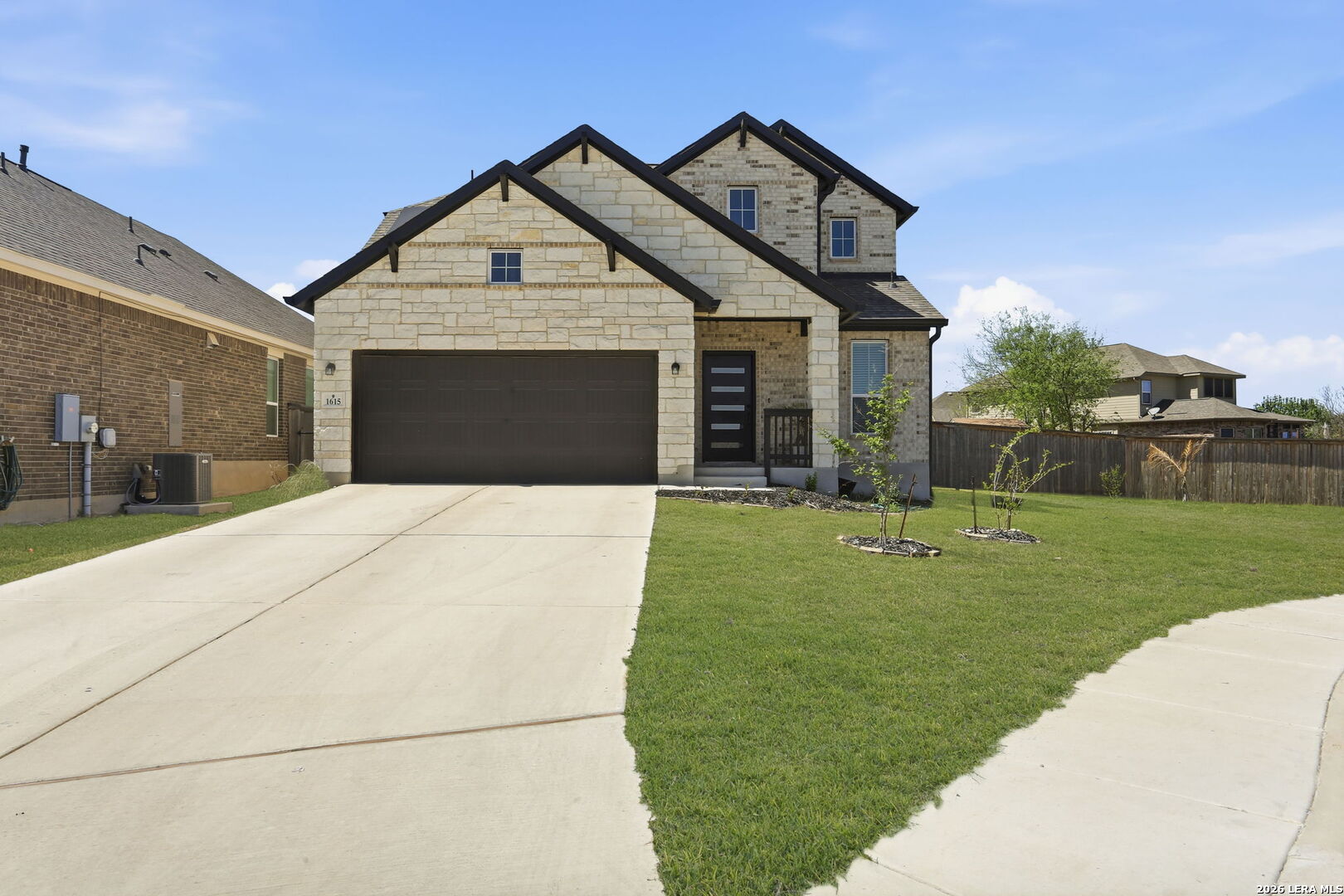 1615 Lawnside San Antonio TX 78245