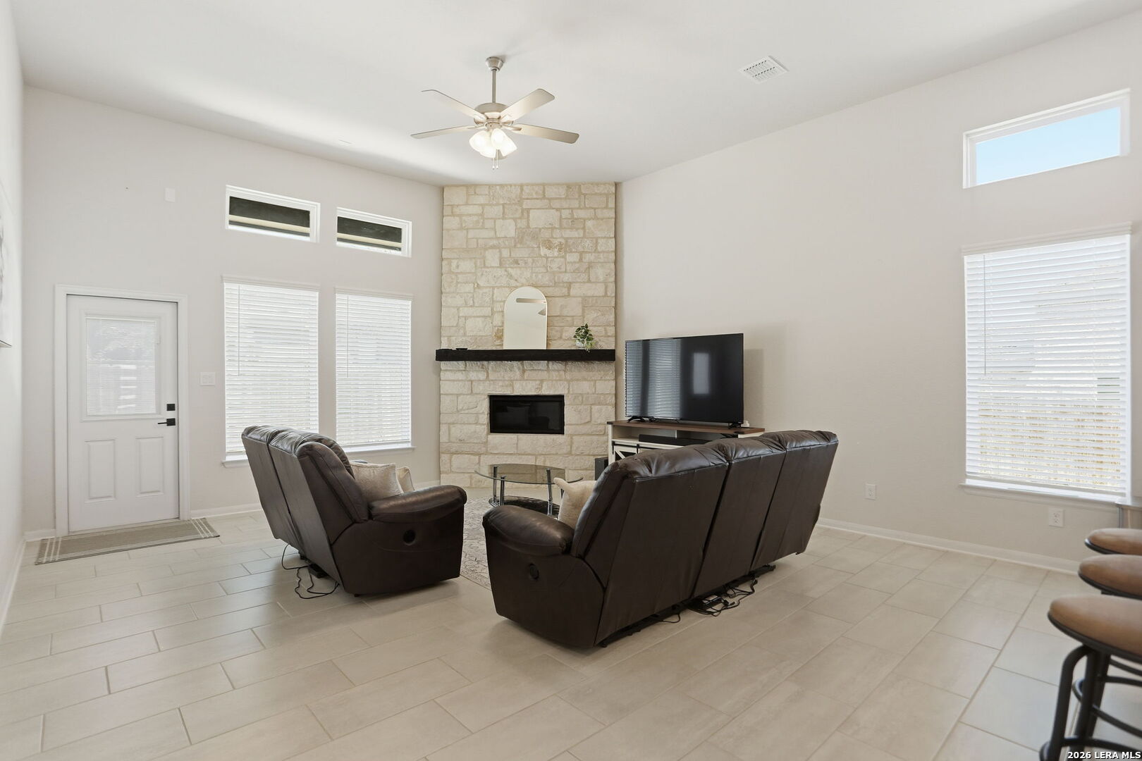 1615 Lawnside San Antonio TX 78245