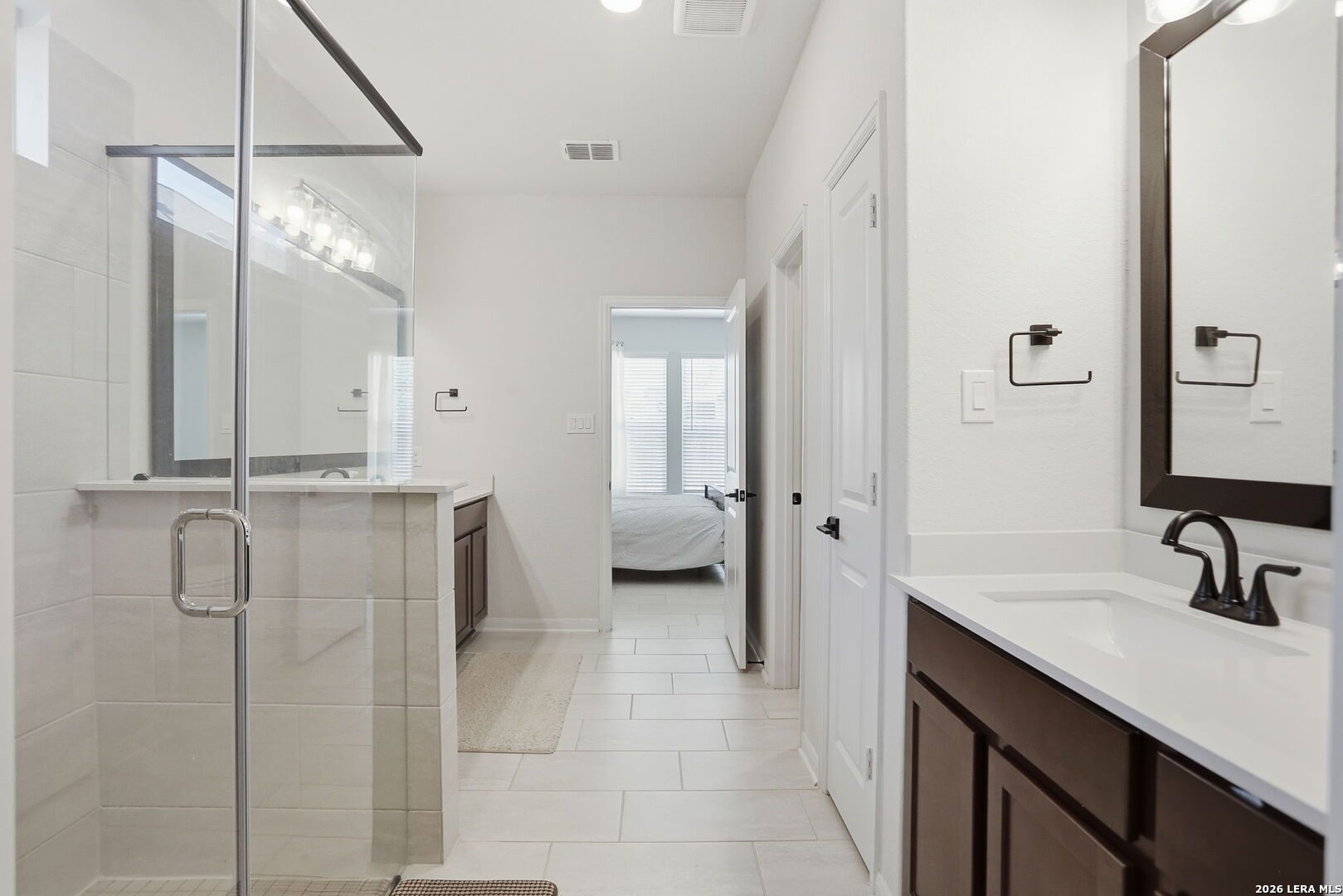 1615 Lawnside San Antonio TX 78245