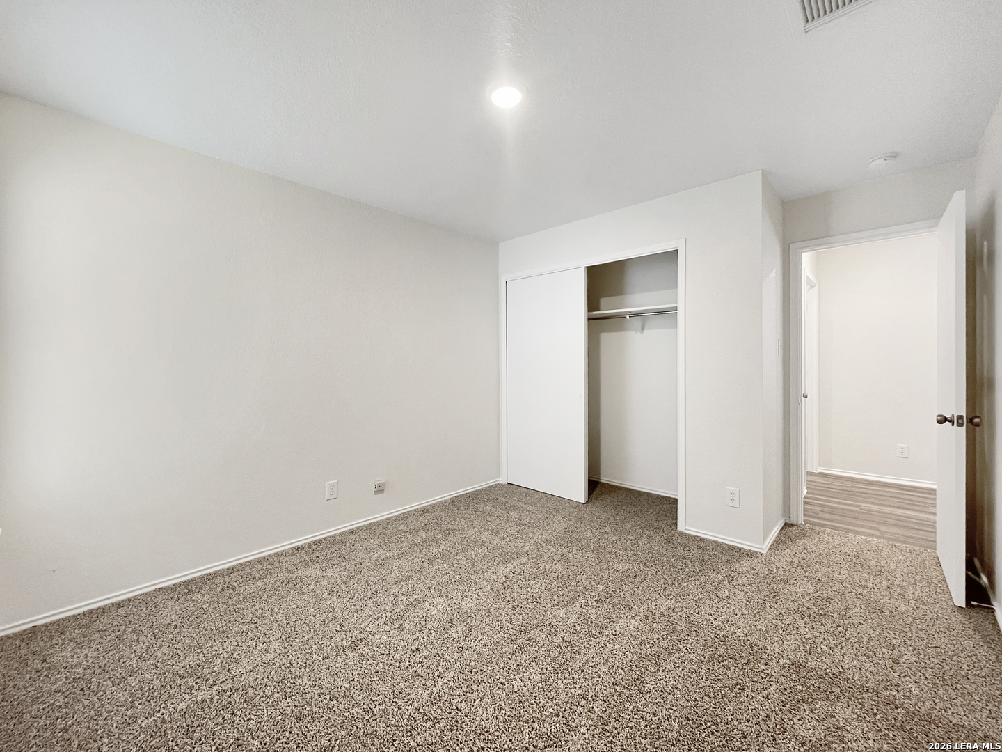 6 Bedford Bay San Antonio TX 78239