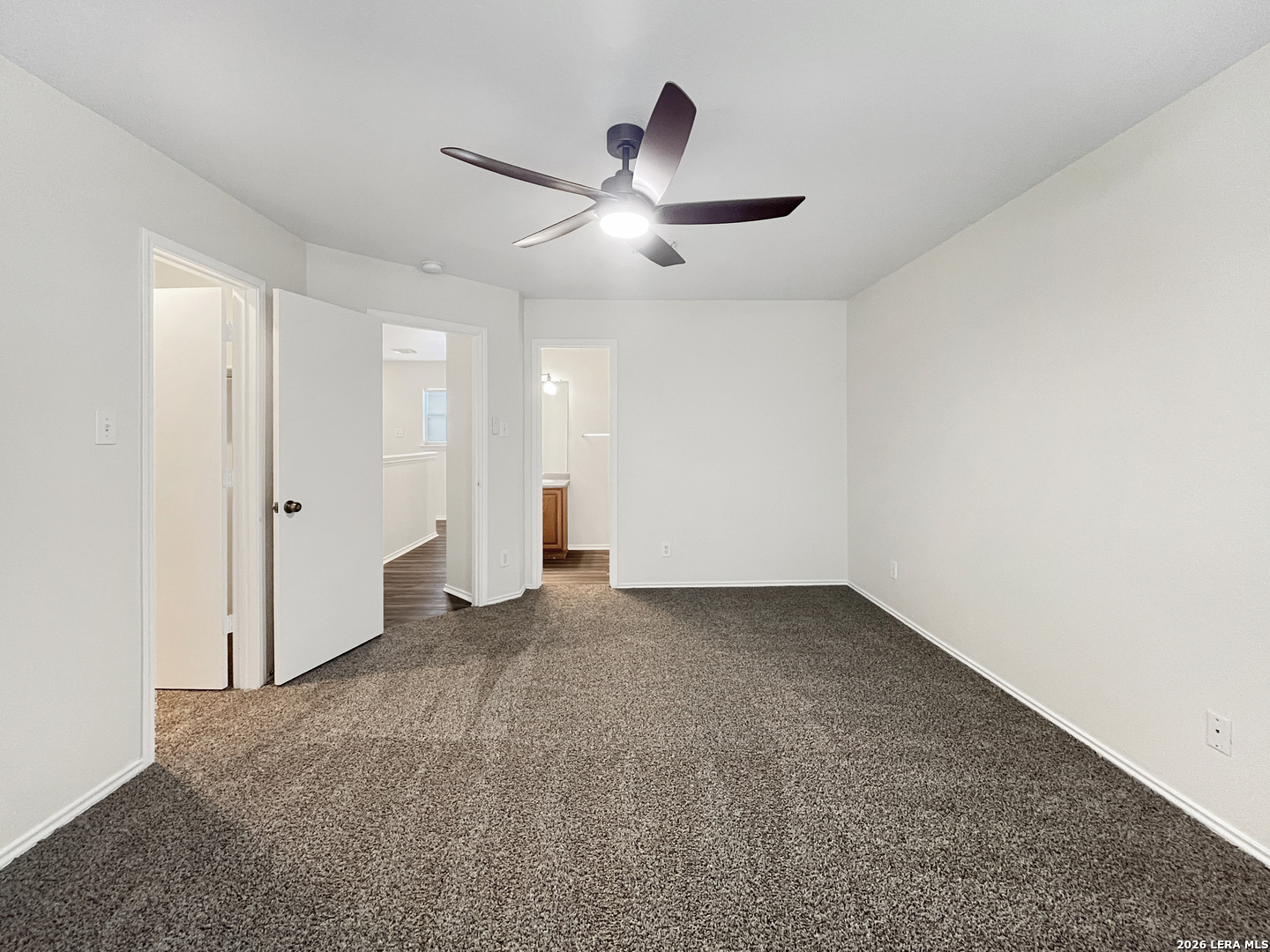 6 Bedford Bay San Antonio TX 78239