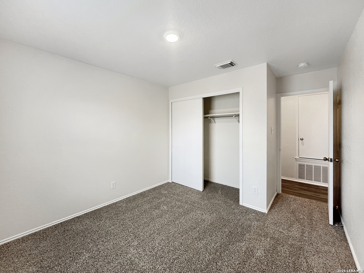 6 Bedford Bay San Antonio TX 78239