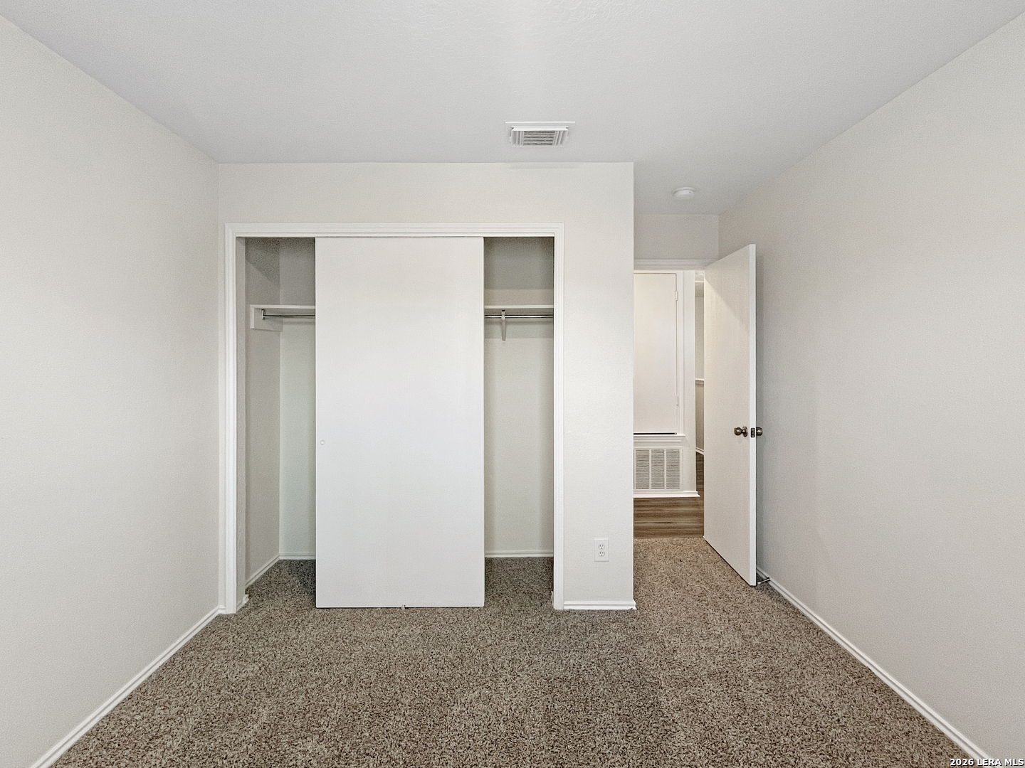 6 Bedford Bay San Antonio TX 78239