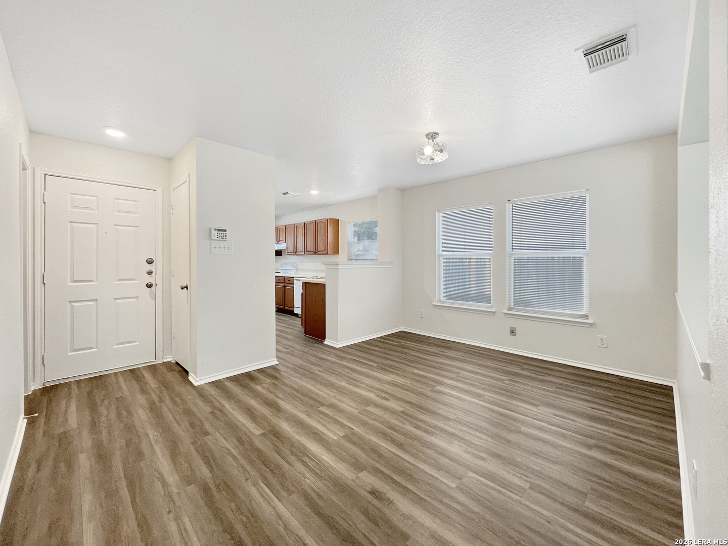 6 Bedford Bay San Antonio TX 78239