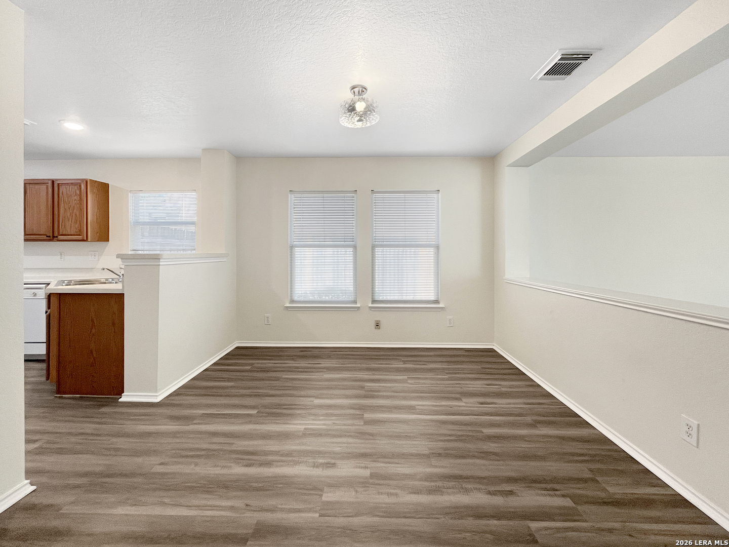 6 Bedford Bay San Antonio TX 78239