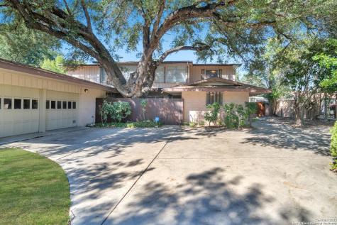 911 Grey Oak Drive San Antonio TX 78213