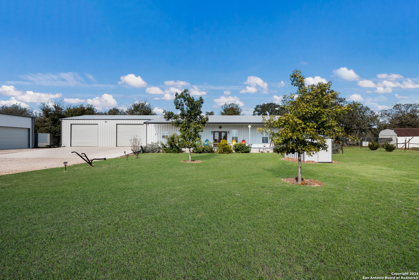 262 Gander Slough Road Kingsbury TX 78638