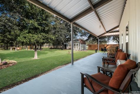 262 Gander Slough Road Kingsbury TX 78638