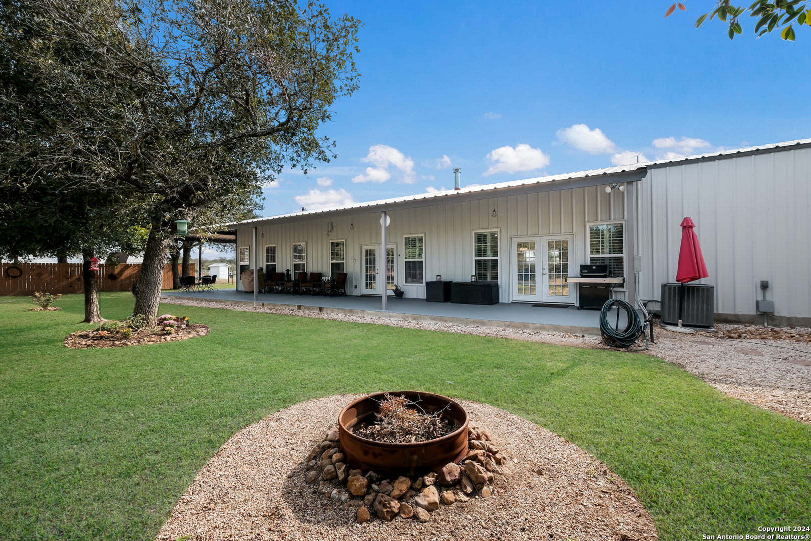 262 Gander Slough Road Kingsbury TX 78638