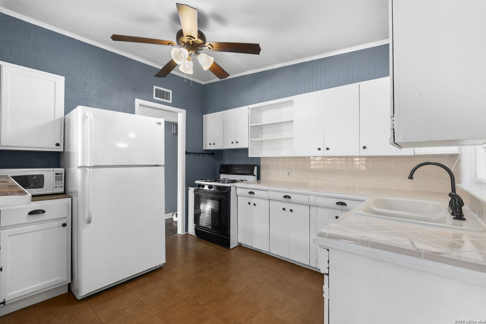106 Bella Vista Drive San Antonio TX 78228