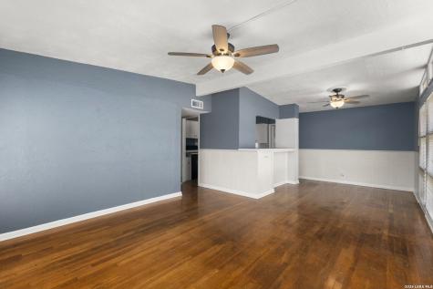 106 Bella Vista Drive San Antonio TX 78228