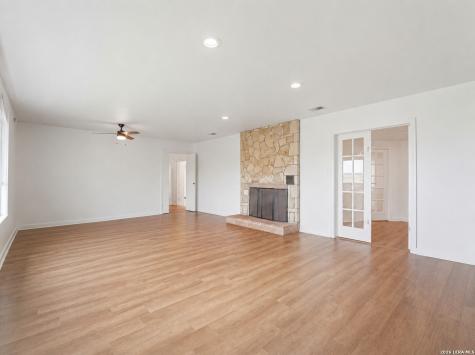 600 S Storts Street Poth TX 78147