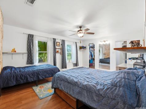 600 S Storts Street Poth TX 78147