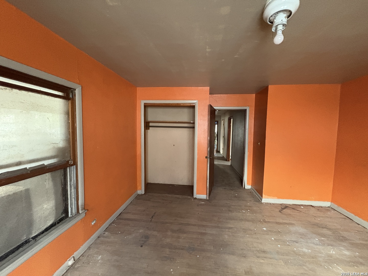 104 Charles George West TX 78022