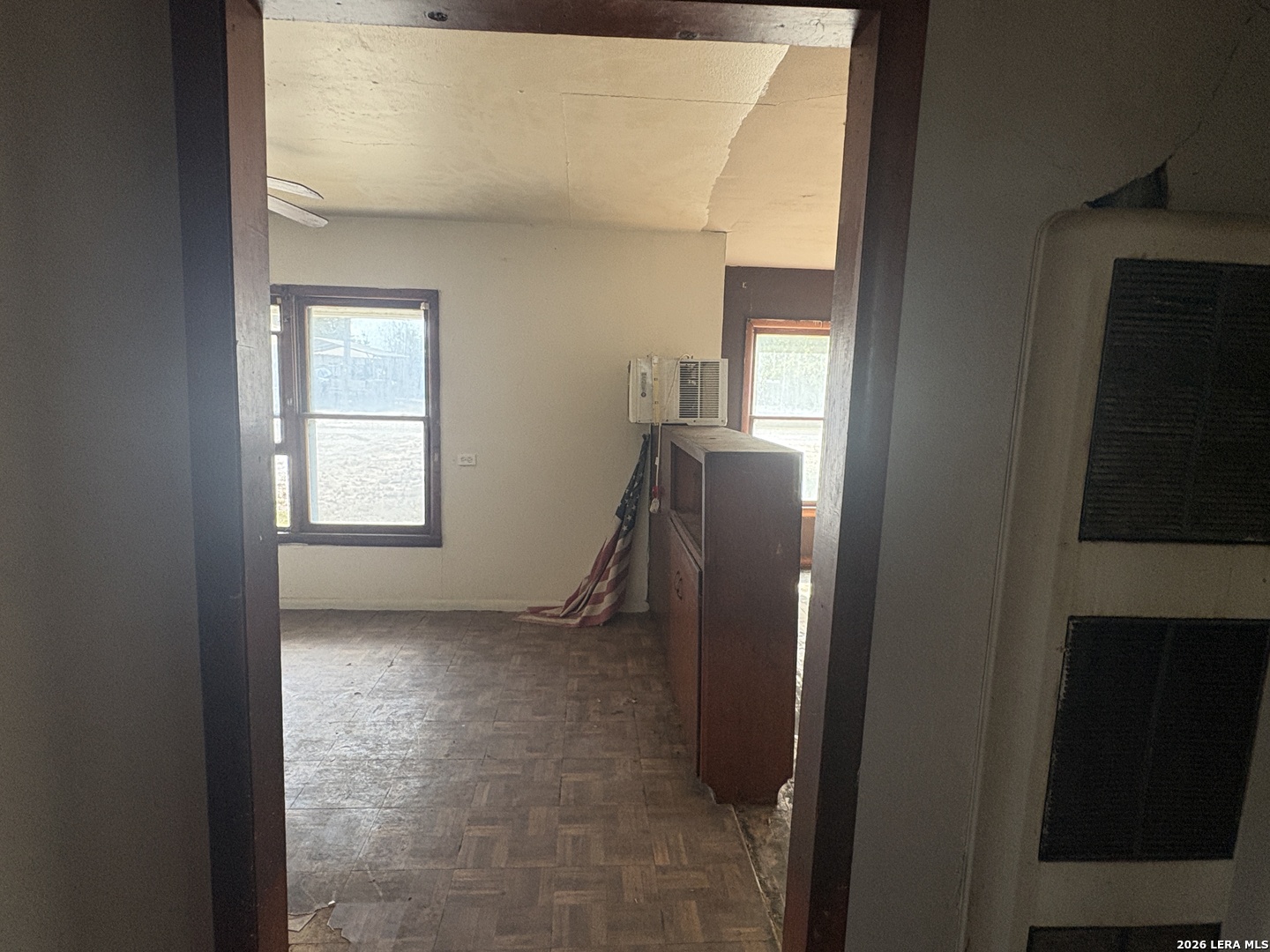 104 Charles George West TX 78022