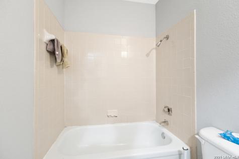 8565 Echo Creek Lane San Antonio TX 78240