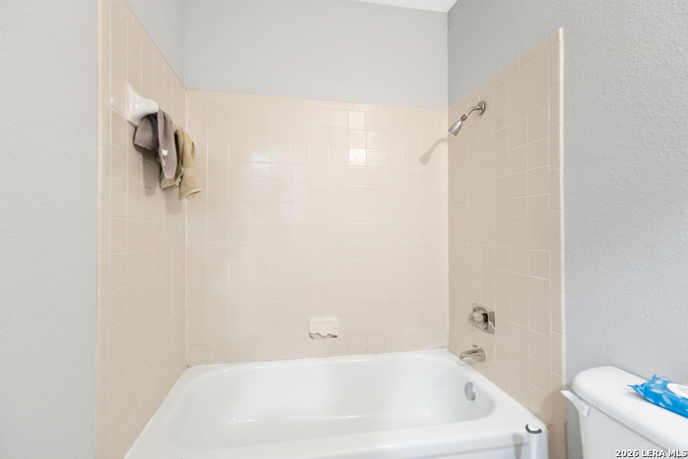 8565 Echo Creek Lane San Antonio TX 78240