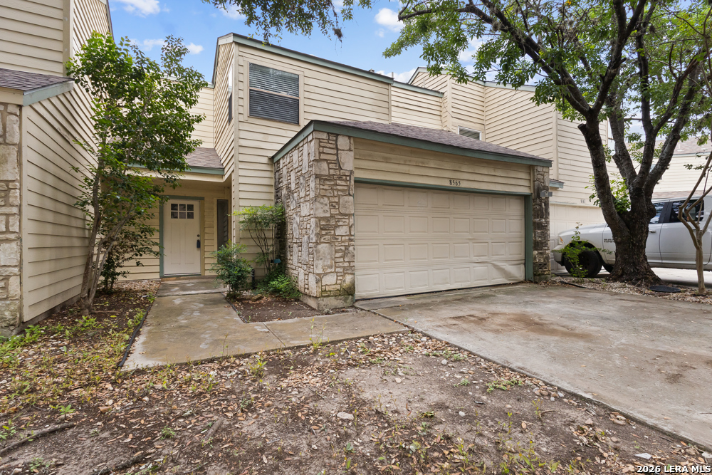 8565 Echo Creek Lane San Antonio TX 78240