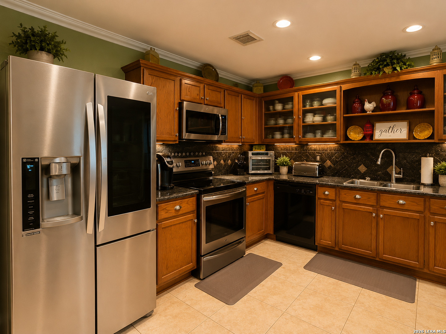 1402 Kingsbridge San Antonio TX 78253