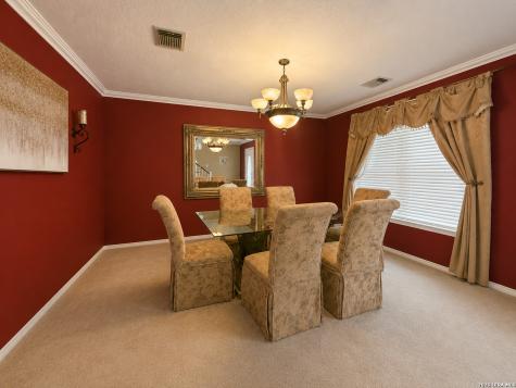 1402 Kingsbridge San Antonio TX 78253