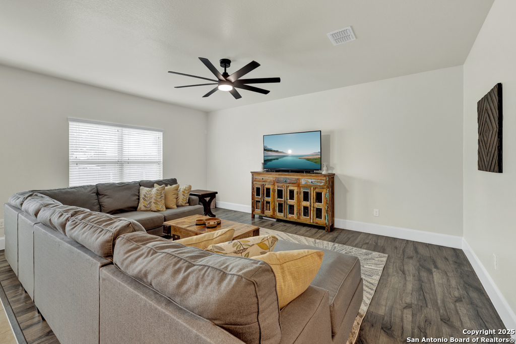 1134 Ruddy Duck New Braunfels TX 78130