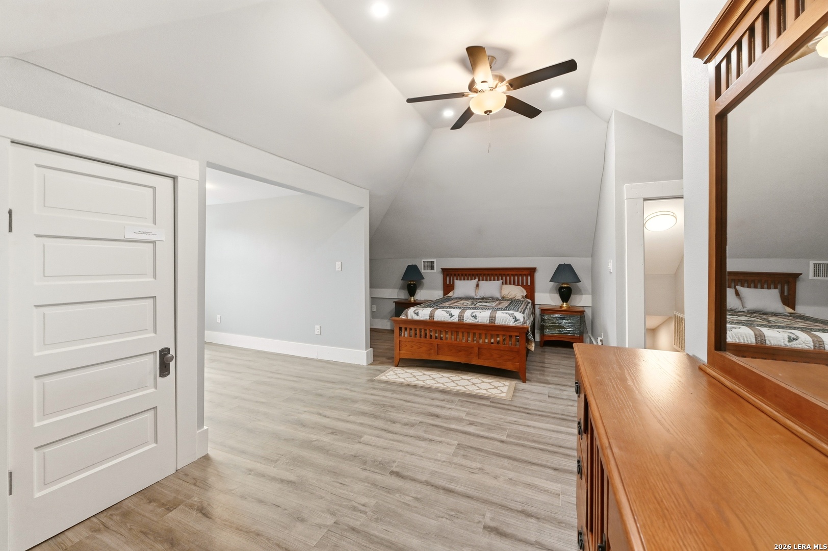 1043 Steves Avenue San Antonio TX 78210
