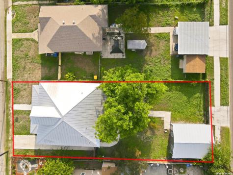 1043 Steves Avenue San Antonio TX 78210