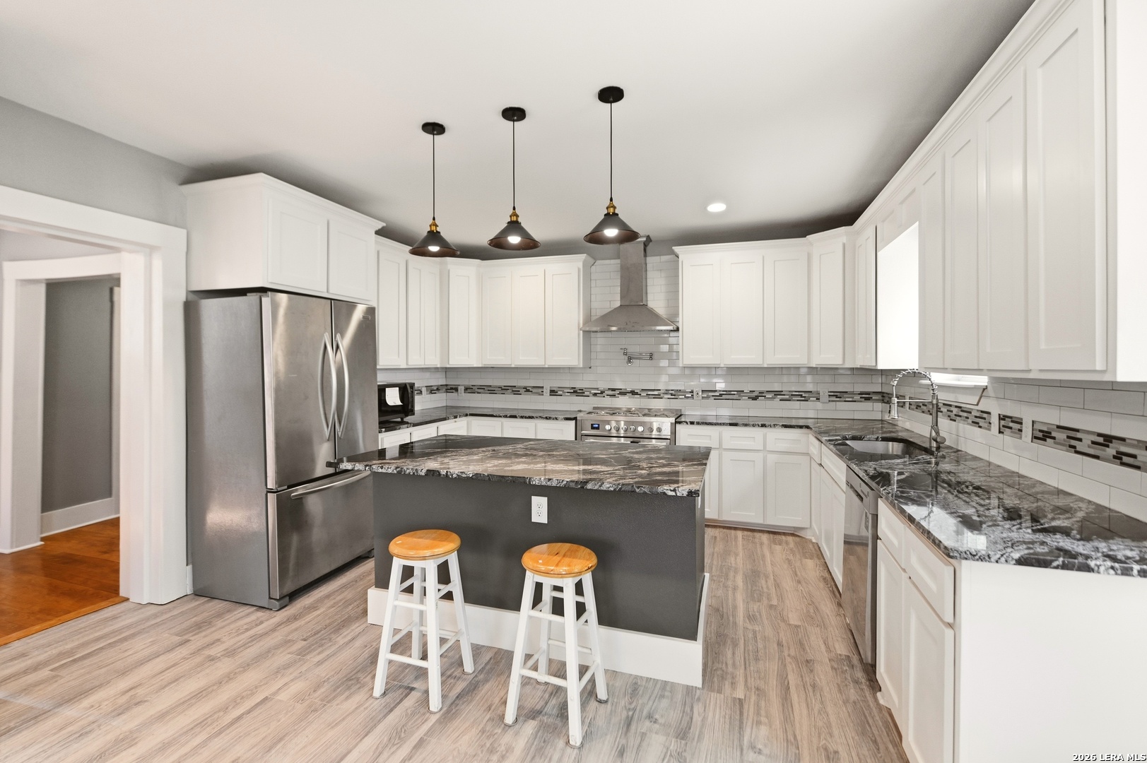 1043 Steves Avenue San Antonio TX 78210