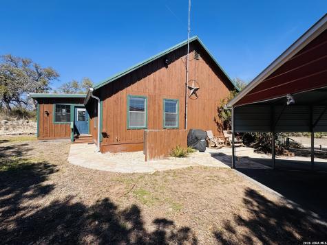 451 Wegener Trail Fischer (comal) TX 78623