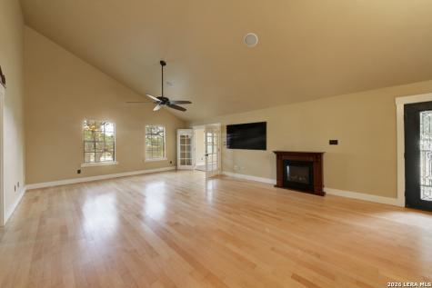 451 Wegener Trail Fischer (comal) TX 78623