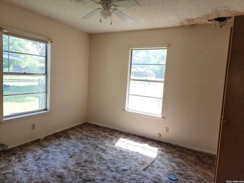 235 N 12th Street Junction TX 76849