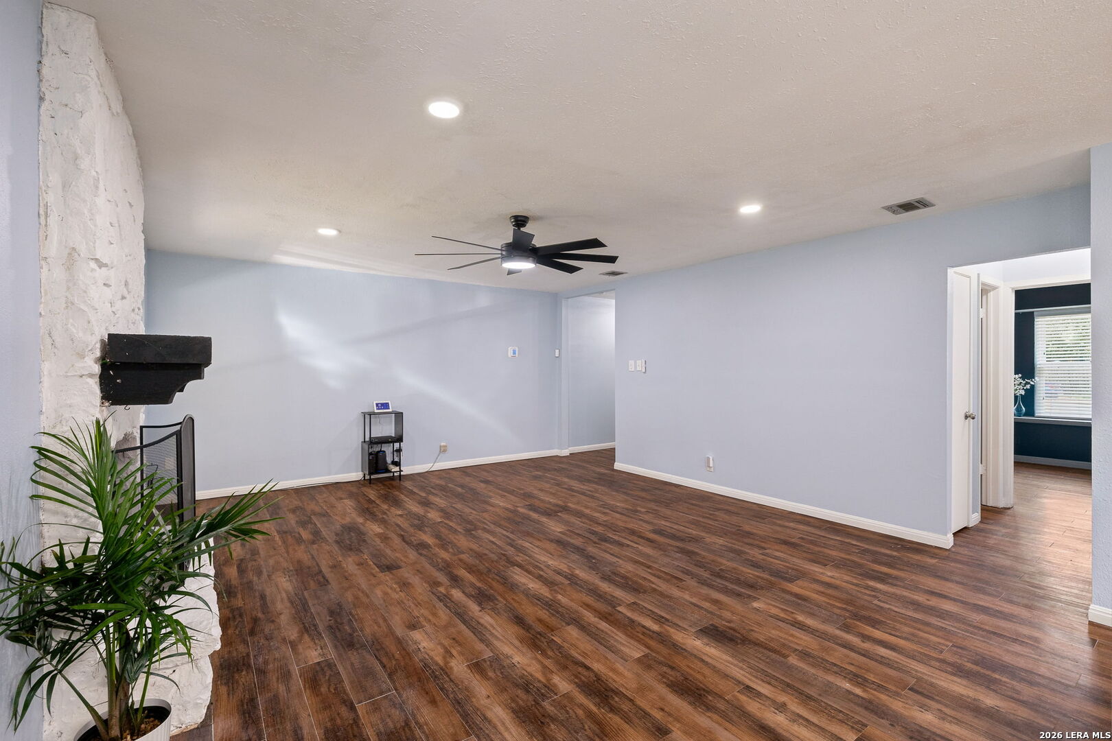 7631 Tarrasa San Antonio TX 78239