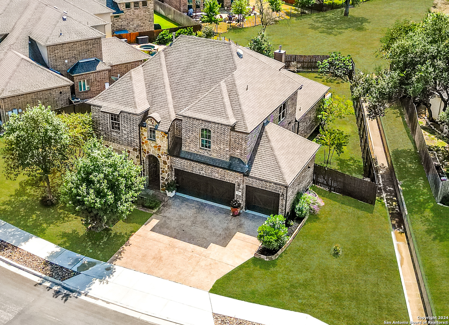 515 Mission Hill Run New Braunfels TX 78132