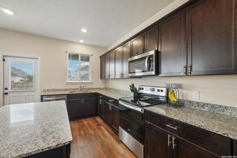4037 Sun Meadow Lane Seguin TX 78155