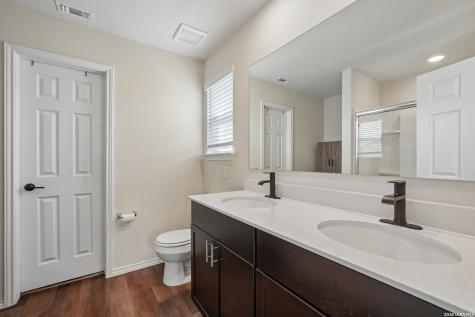 4037 Sun Meadow Lane Seguin TX 78155