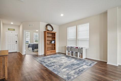4037 Sun Meadow Lane Seguin TX 78155