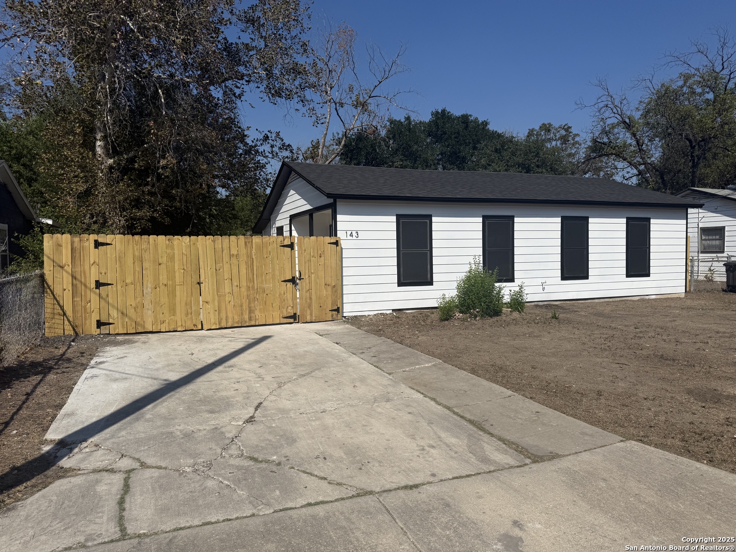 143 Toltec San Antonio TX 78237