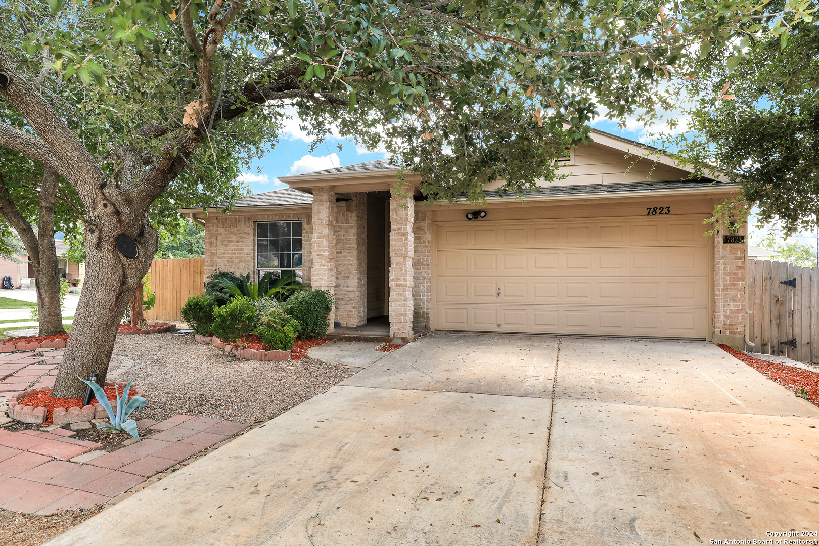 7823 Afterglow Vale San Antonio TX 78252