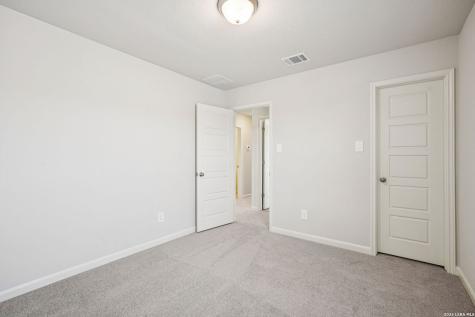 4534 Badger Crest San Antonio TX 78245