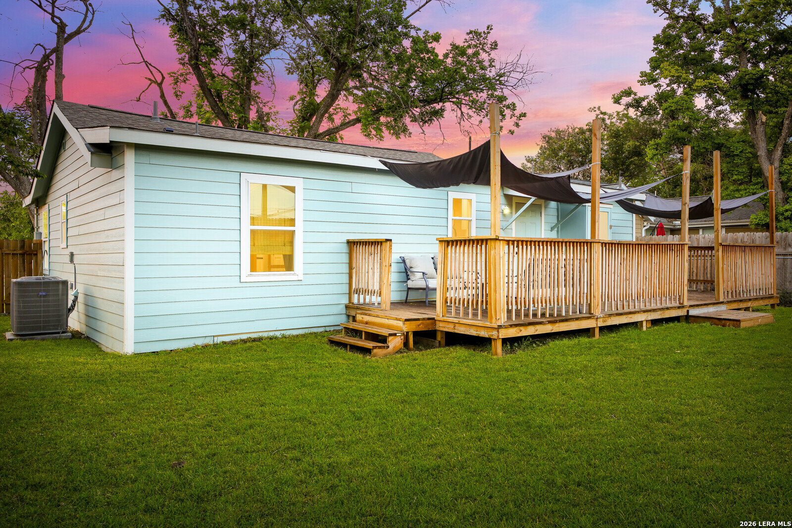 559 W Nacogdoches Street New Braunfels TX 78130