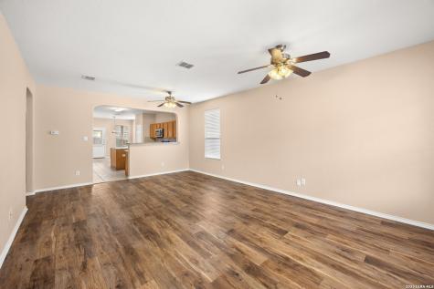 7437 Paraiso Point Boerne TX 78015