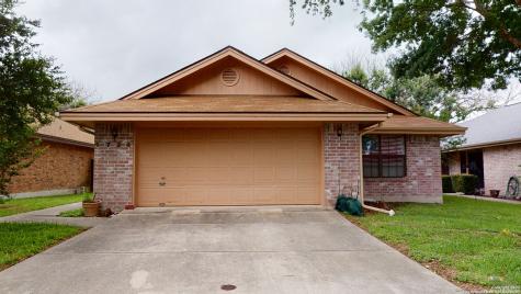1724 Northcrest Drive New Braunfels TX 78130