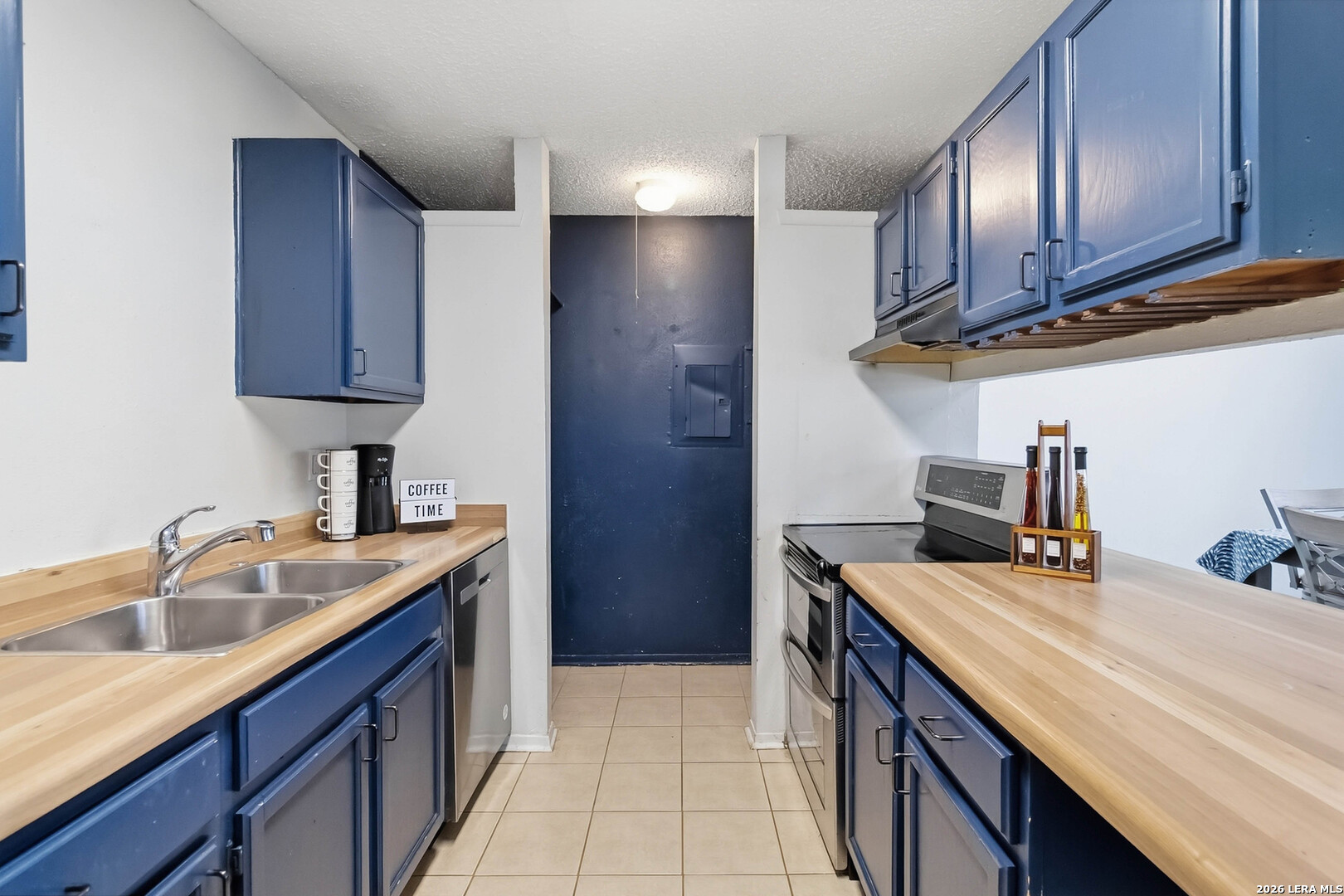 6823 Mountain Spring Street San Antonio TX 78249