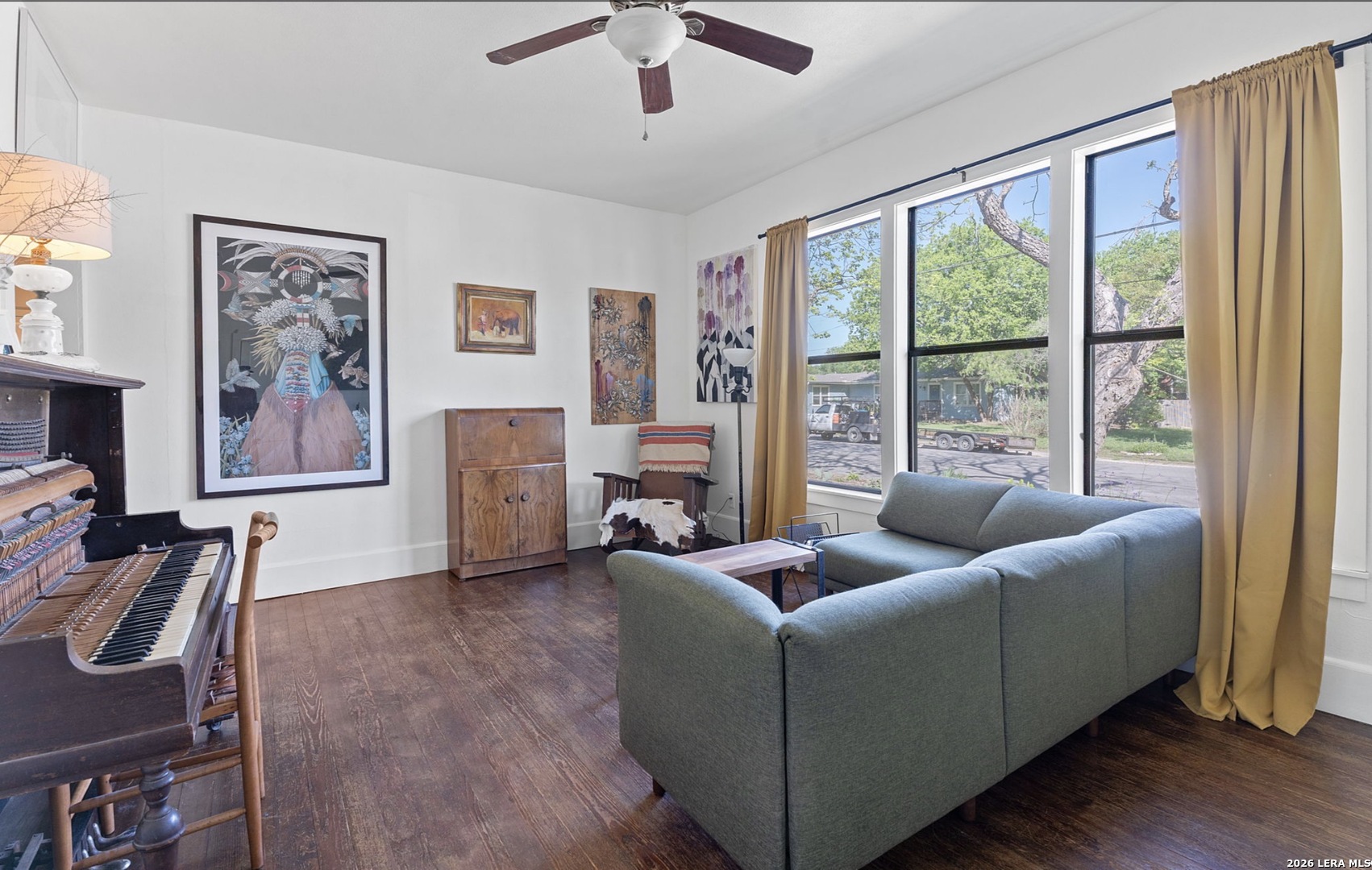 708 W Prairie Lea Street Lockhart TX 78644