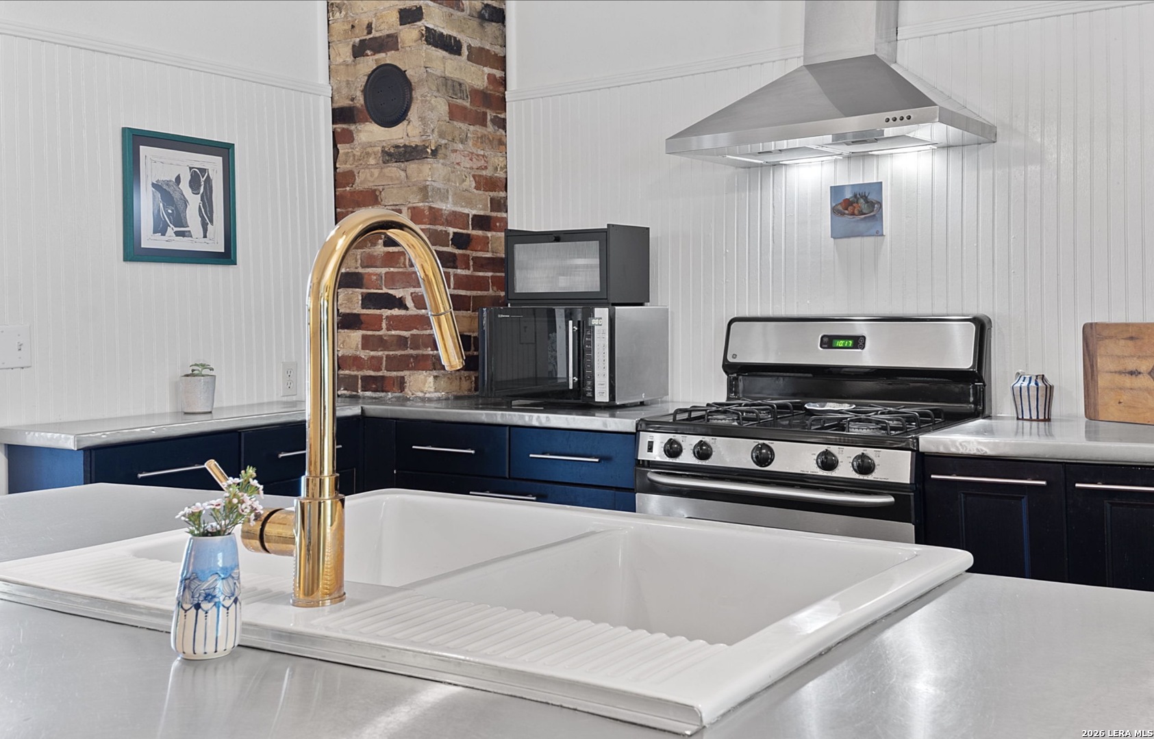 708 W Prairie Lea Street Lockhart TX 78644