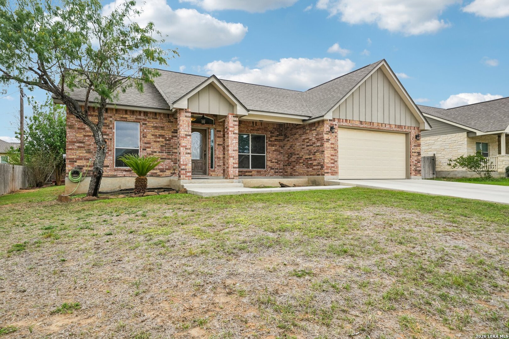 128 Parkcrest Floresville TX 78114