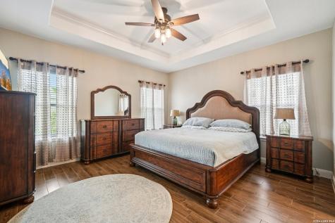 128 Parkcrest Floresville TX 78114